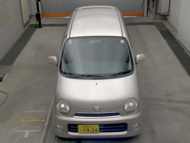 DAIHATSU MOVE LATTE