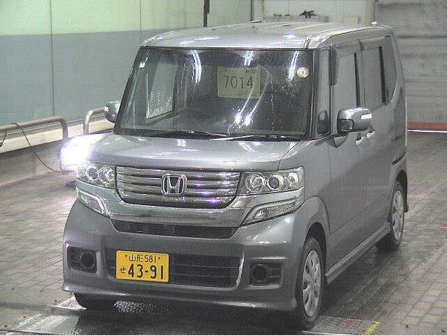 HONDA N-BOX