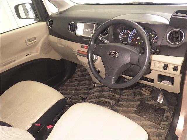 SUBARU LUCRA