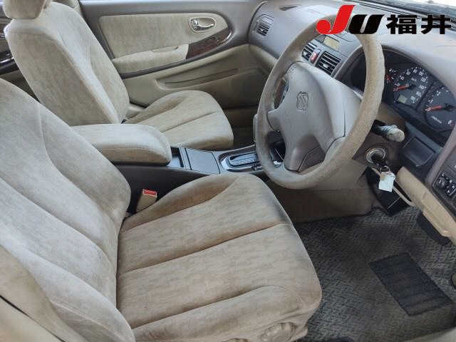 NISSAN CEFIRO