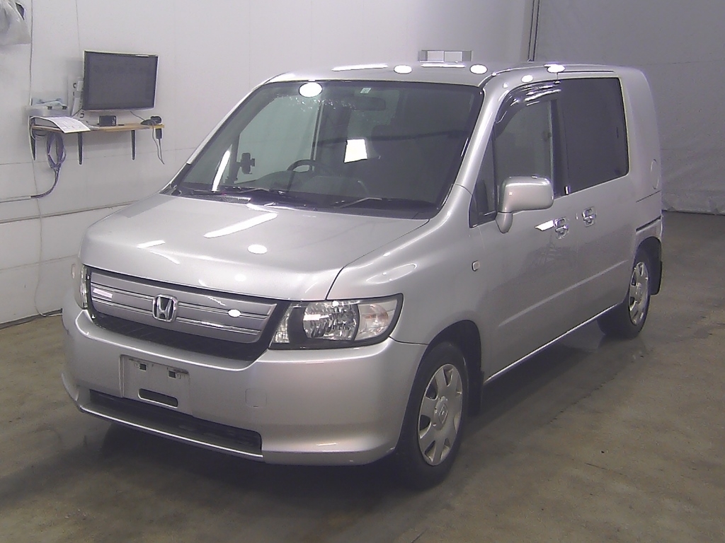 HONDA MOBILIO SPIKE