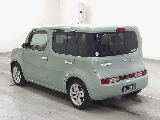 NISSAN CUBE