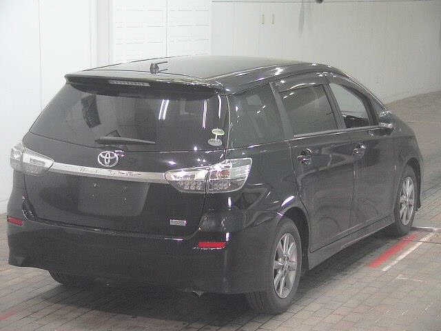 TOYOTA WISH