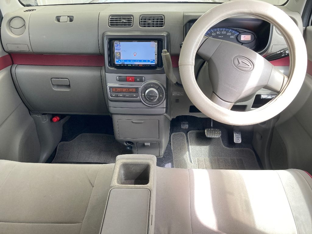 DAIHATSU MOVE CONTE