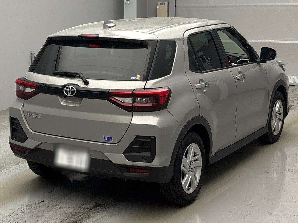TOYOTA RAIZE
