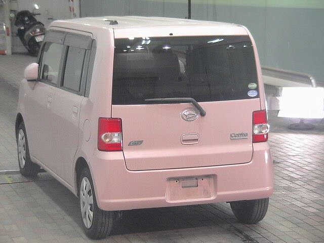 DAIHATSU MOVE CONTE
