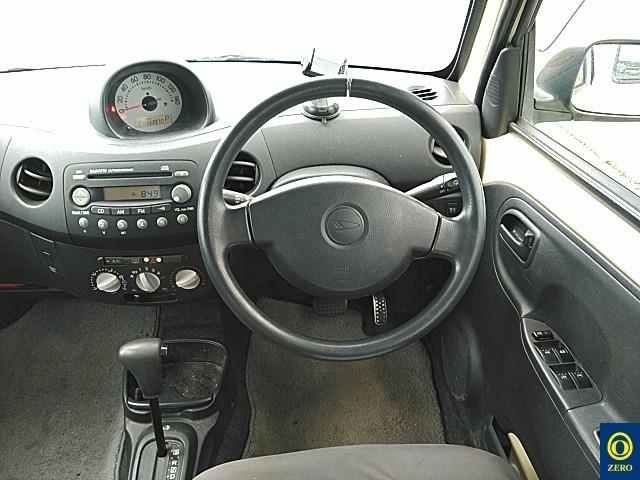DAIHATSU ESSE