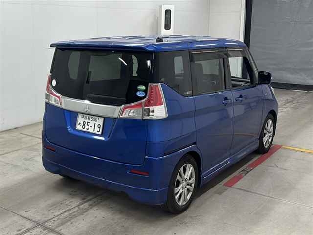 MITSUBISHI DELICA D:2