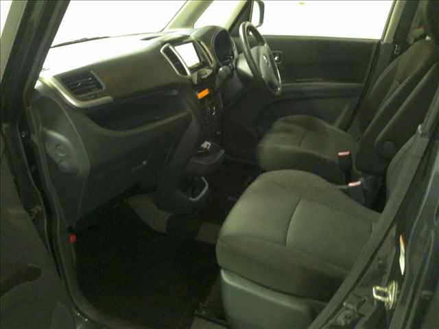 MITSUBISHI DELICA D:2
