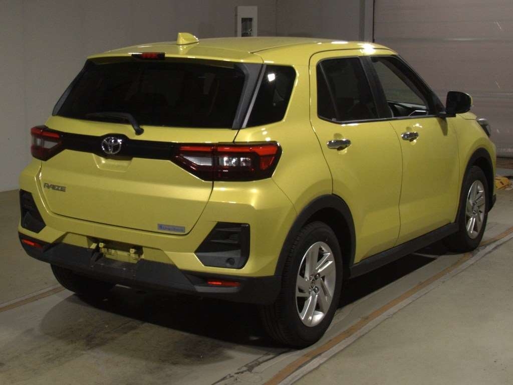 TOYOTA RAIZE
