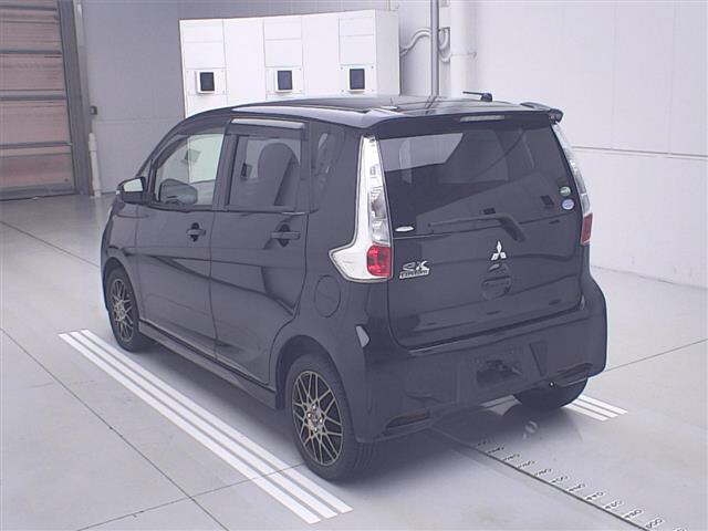 MITSUBISHI EK CUSTOM