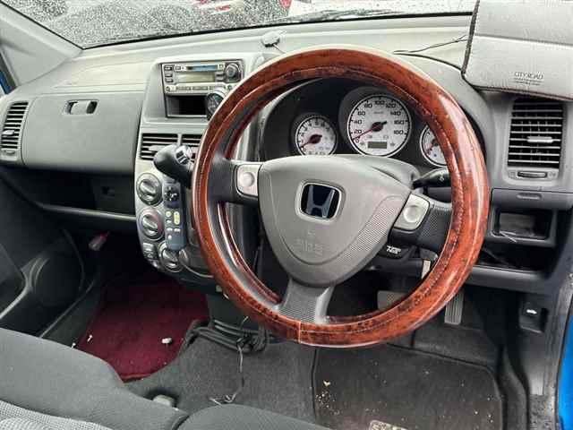 HONDA MOBILIO SPIKE