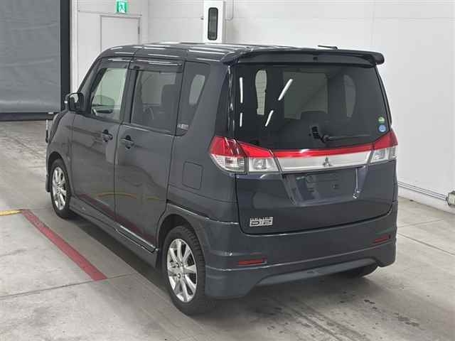MITSUBISHI DELICA D:2