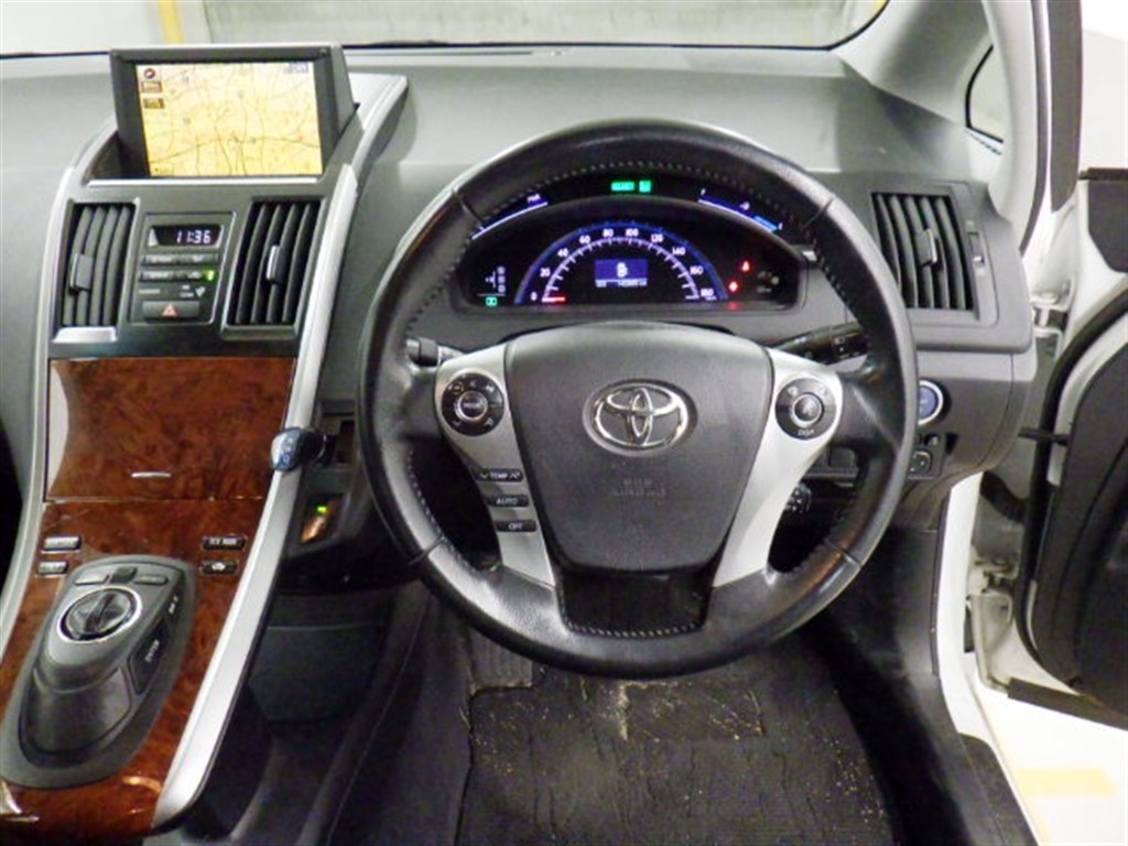 TOYOTA SAI