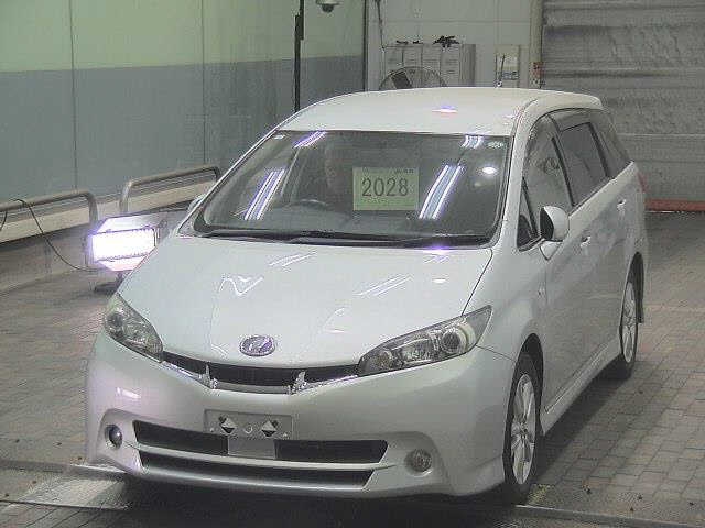 TOYOTA WISH