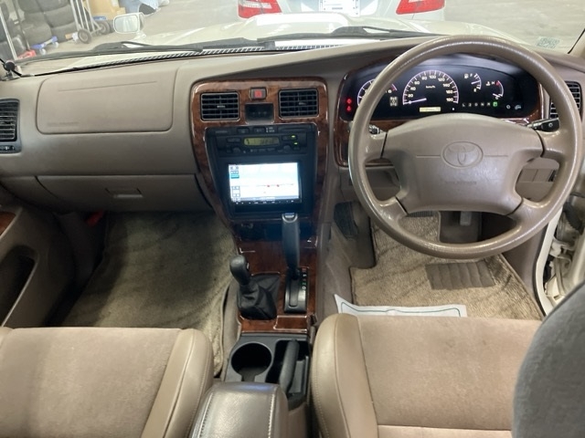 TOYOTA HILUX SURF