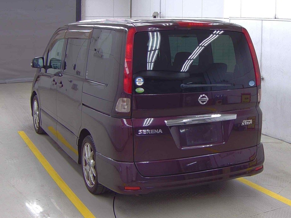 NISSAN SERENA