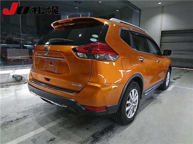 NISSAN X-TRAIL