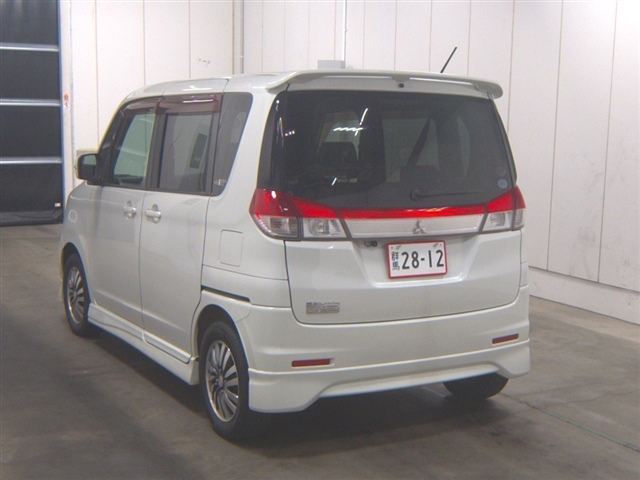 MITSUBISHI DELICA D:2