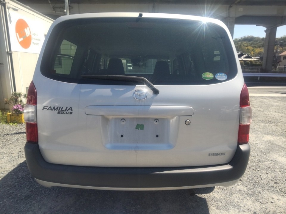 MAZDA FAMILIA