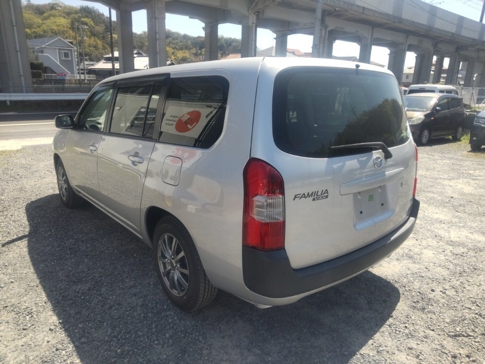 MAZDA FAMILIA