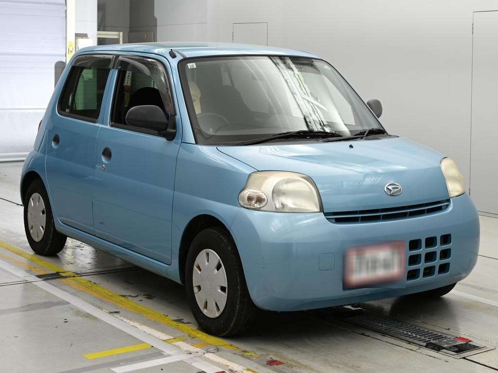 DAIHATSU ESSE