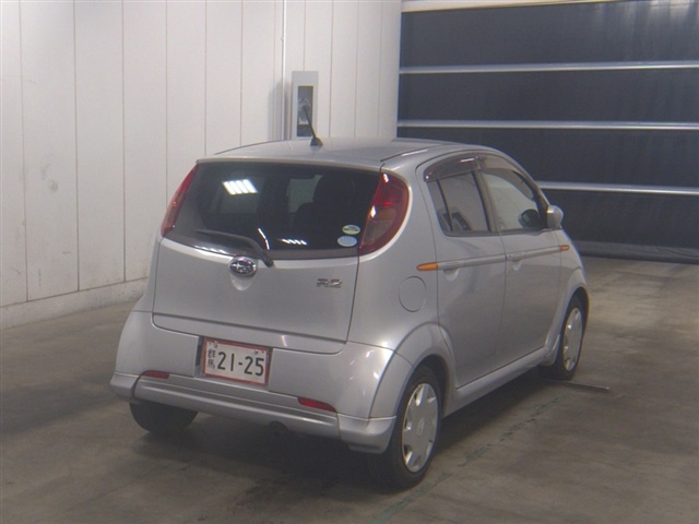 SUBARU R2