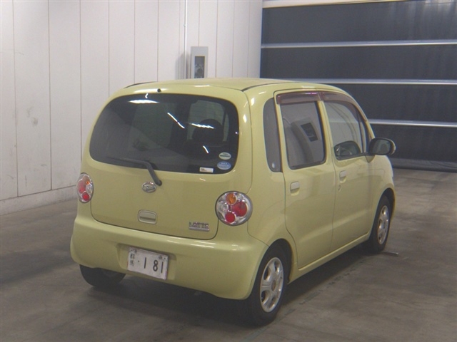DAIHATSU MOVE LATTE