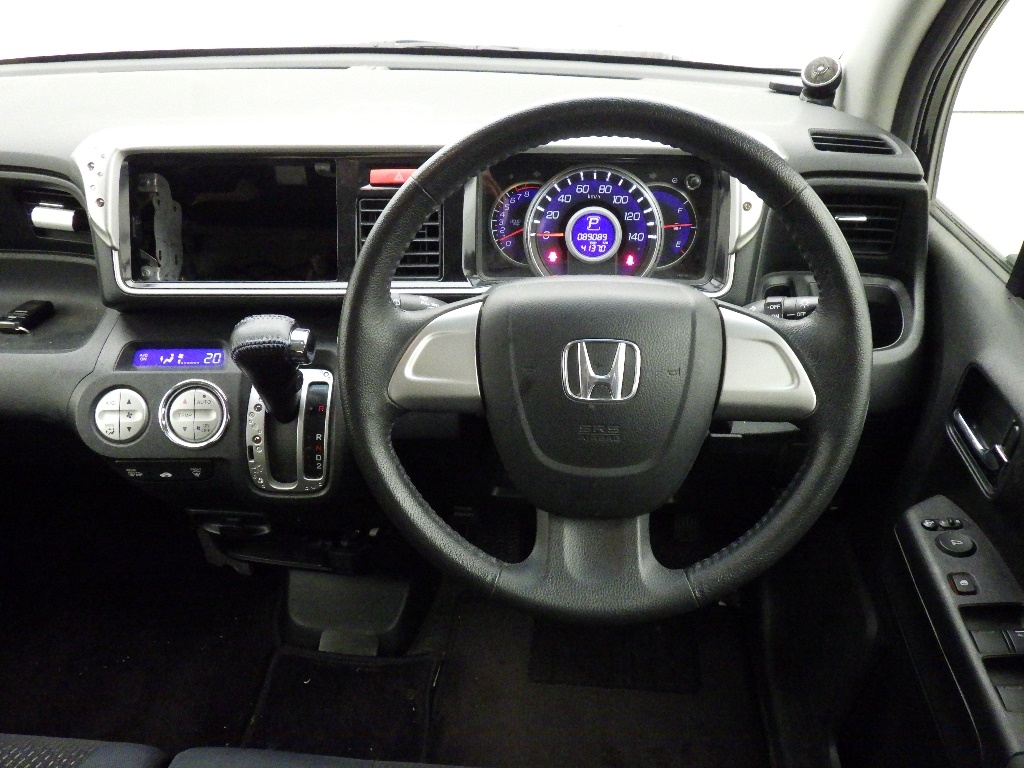 HONDA LIFE