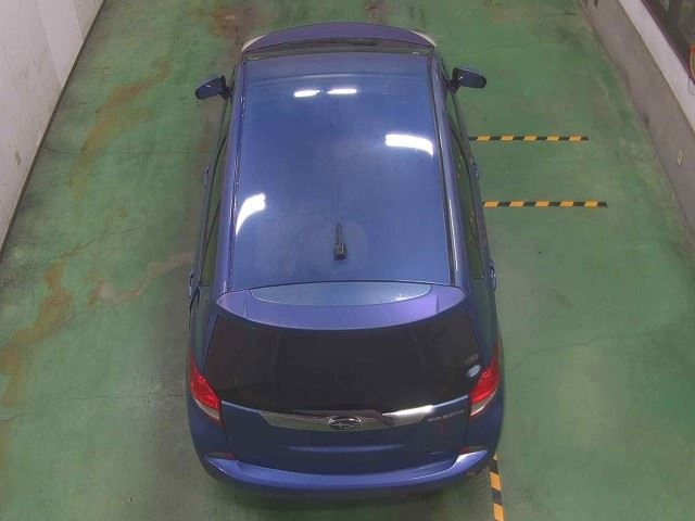 SUBARU TREZIA