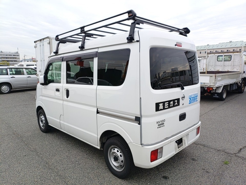 NISSAN NV100 CLIPPER