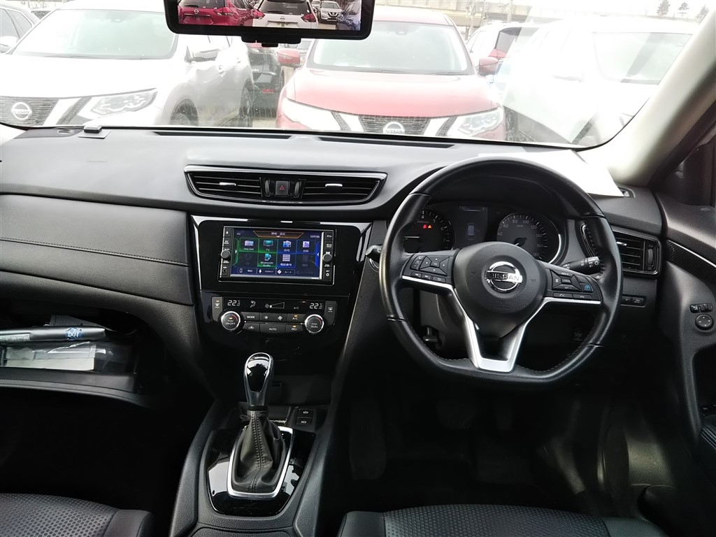 NISSAN X-TRAIL