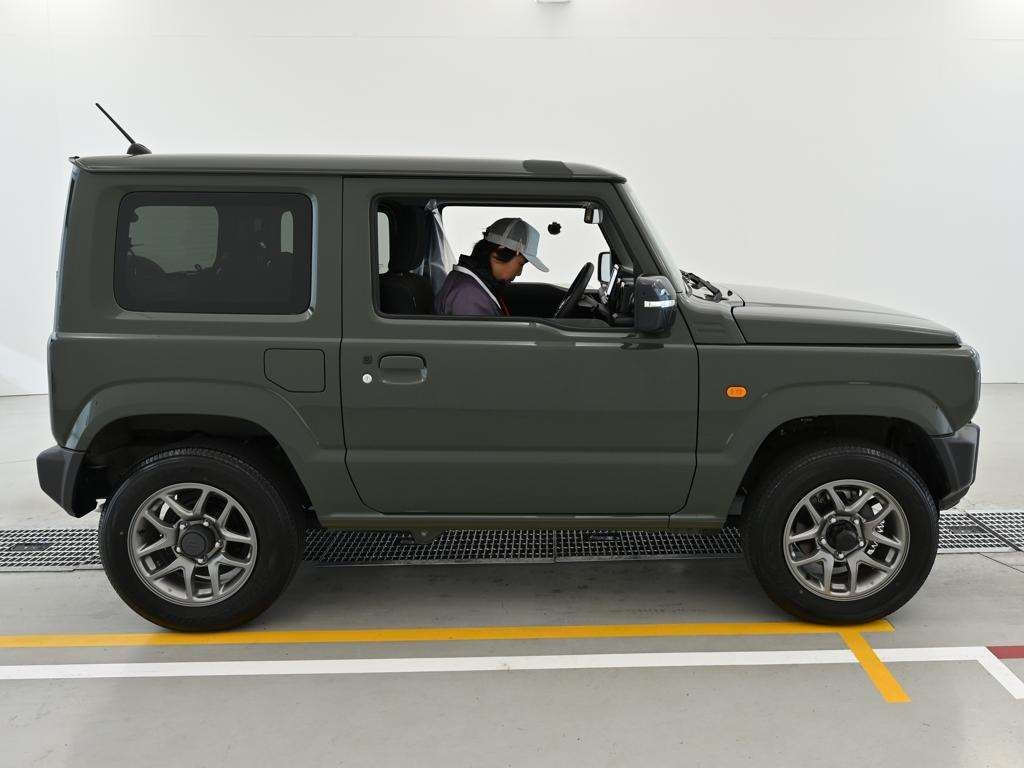 SUZUKI JIMNY