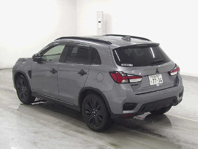 MITSUBISHI RVR
