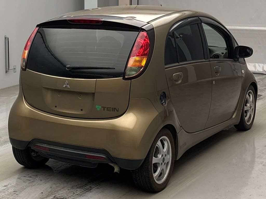 MITSUBISHI I