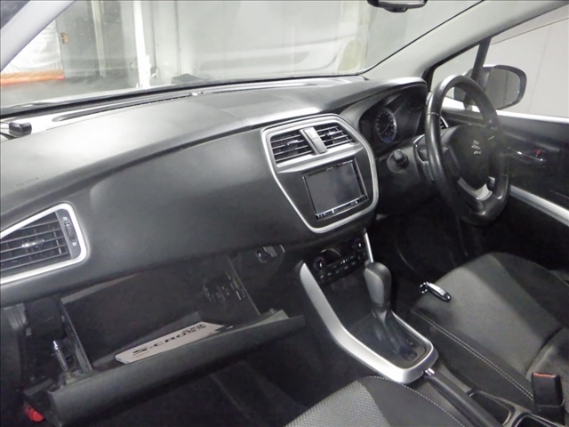 SUZUKI SX4
