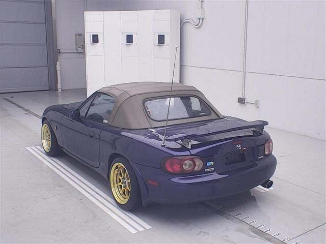 MAZDA ROADSTER