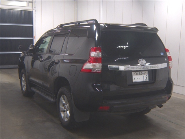 TOYOTA LAND CRUISER PRADO