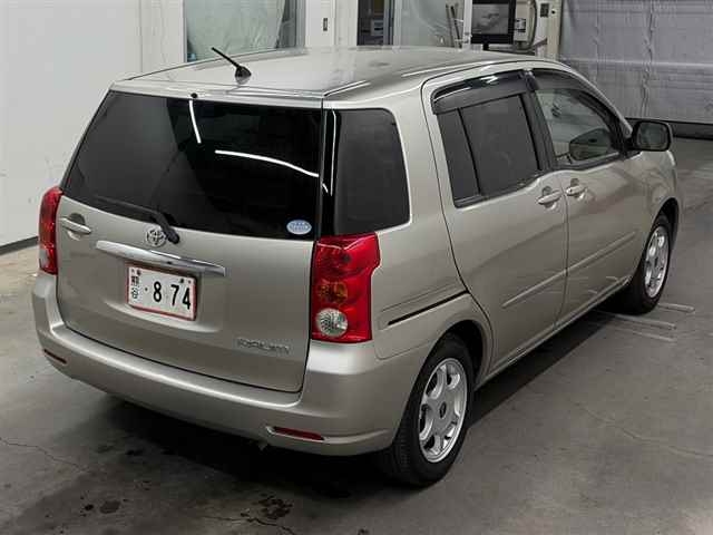 TOYOTA RAUM
