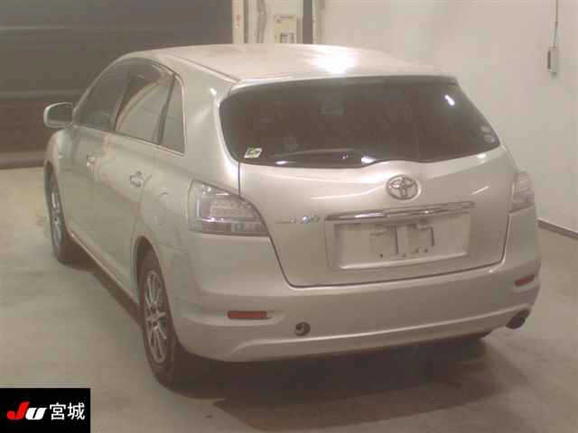 TOYOTA MARK X ZIO