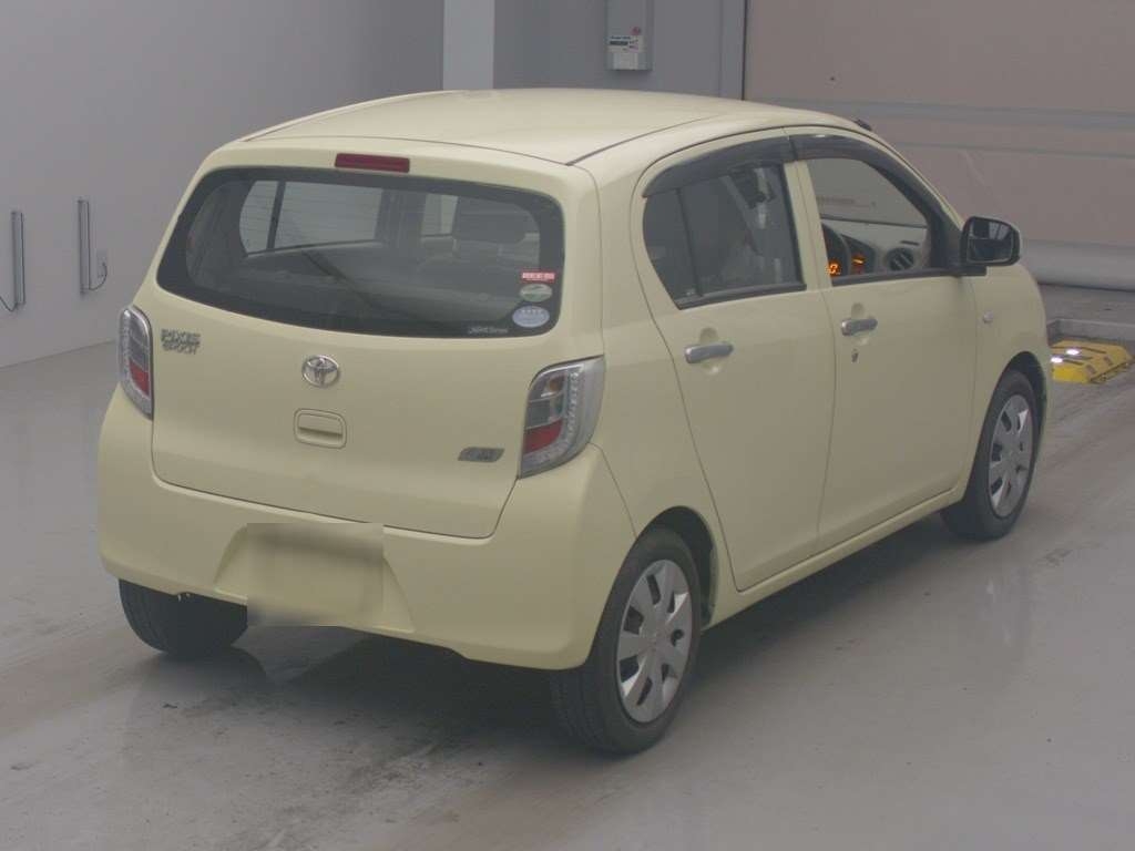TOYOTA PIXIS EPOCH
