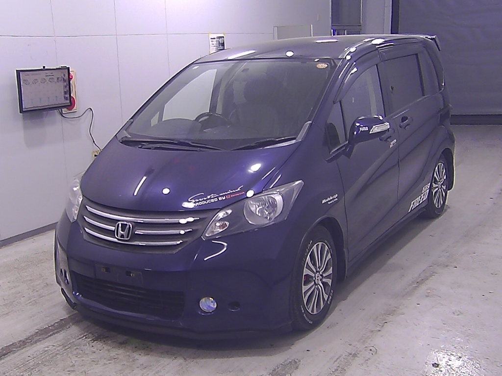 HONDA FREED