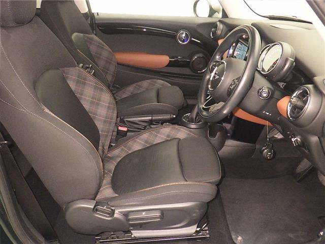 MINI HATCH
