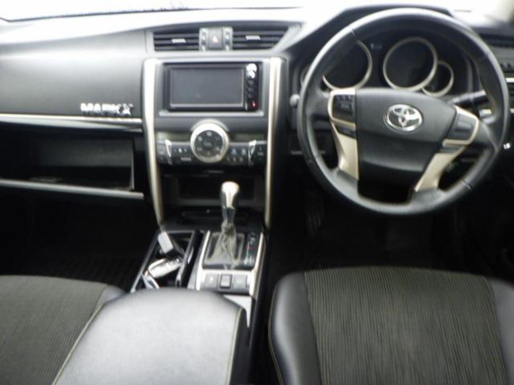TOYOTA MARK X