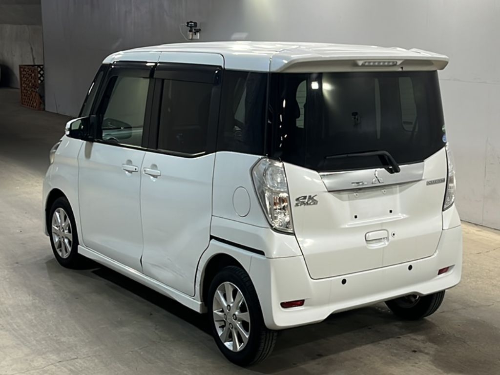 MITSUBISHI EK SPACE