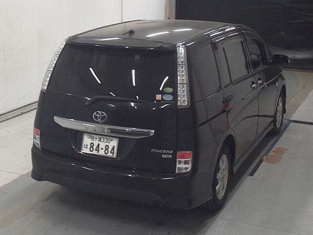 TOYOTA ISIS