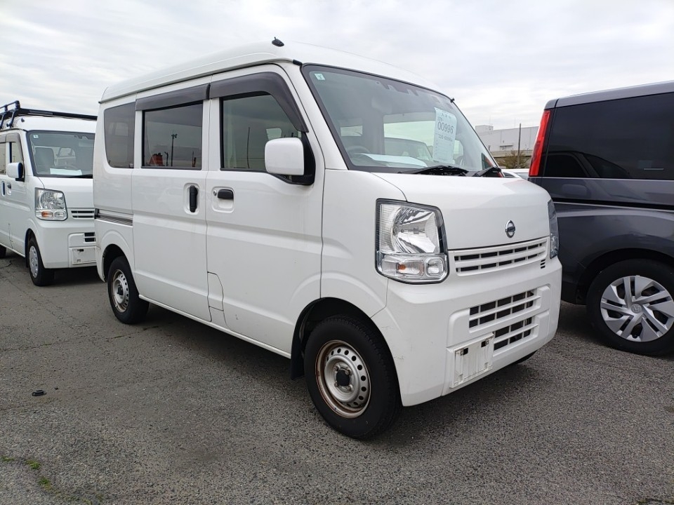 NISSAN NV100 CLIPPER