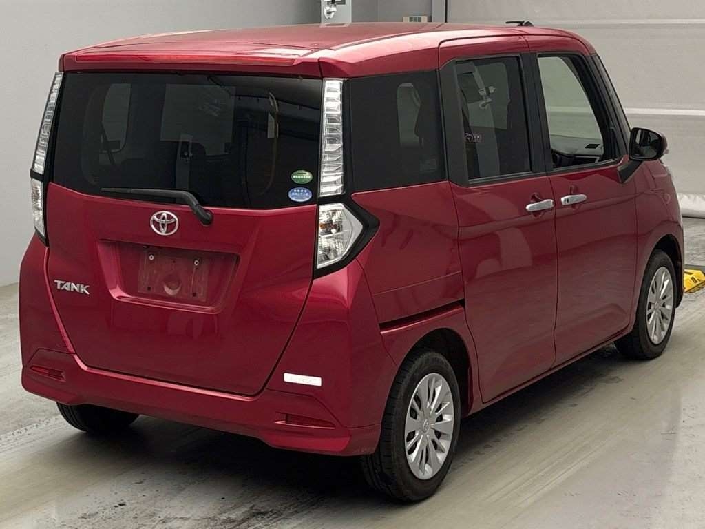 TOYOTA TANK