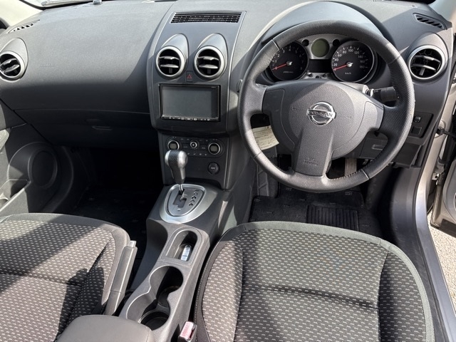 NISSAN DUALIS