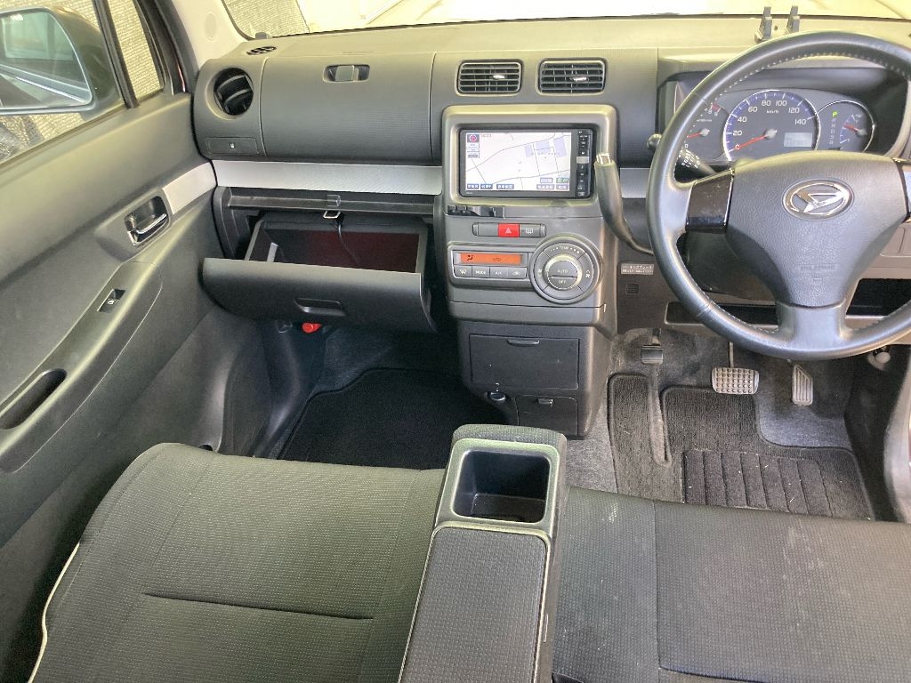 DAIHATSU MOVE CONTE